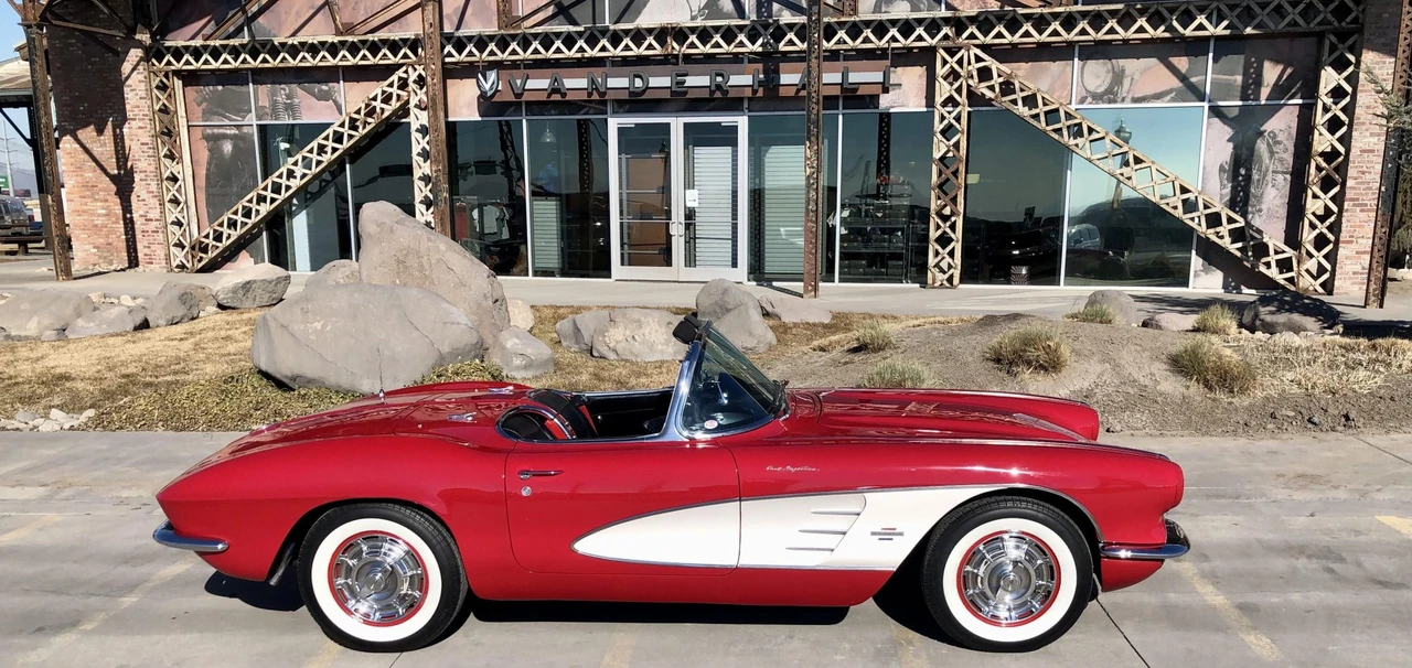 1961 Chevrolet Corvette C1 - Image 10 of 31
