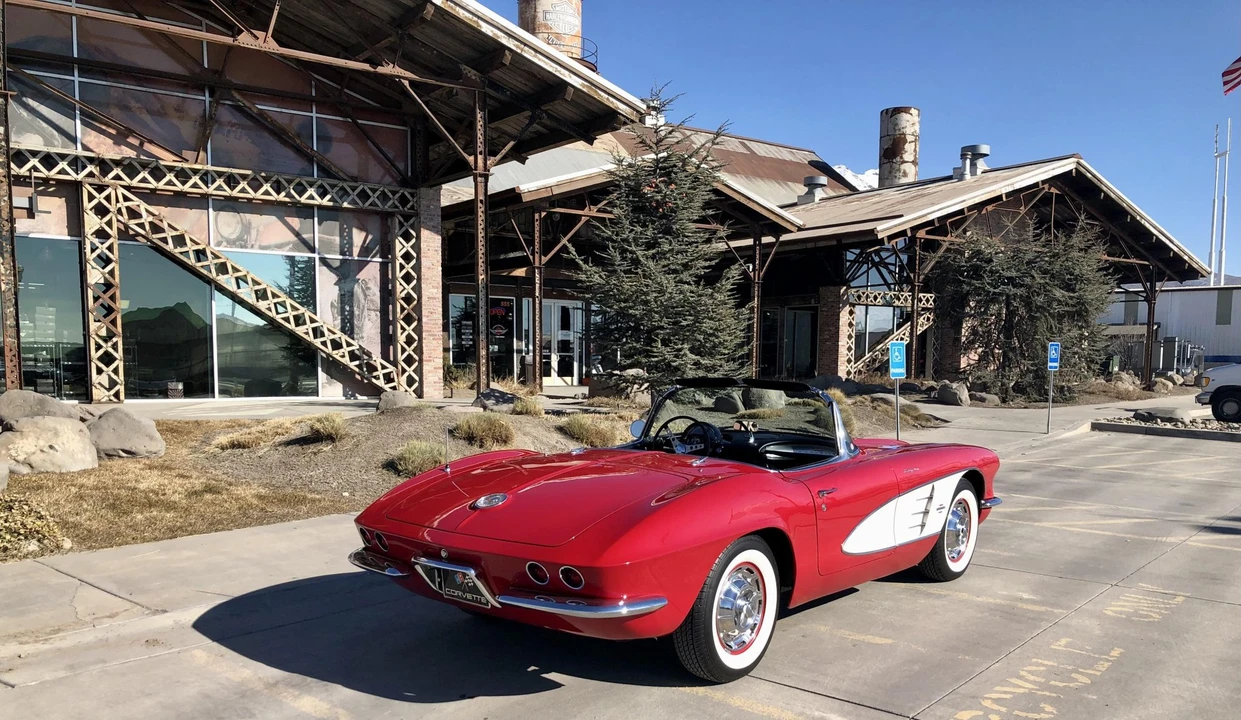 1961 Chevrolet Corvette C1 - Image 17 of 31