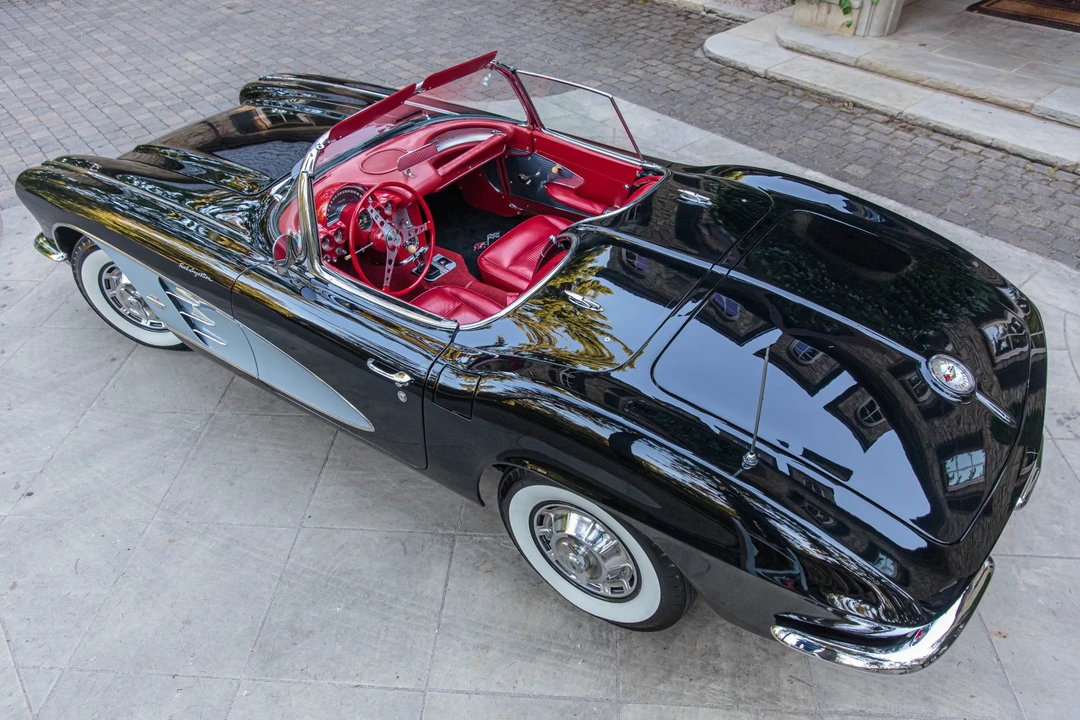 1961 Chevrolet Corvette C1 - Image 25 of 31