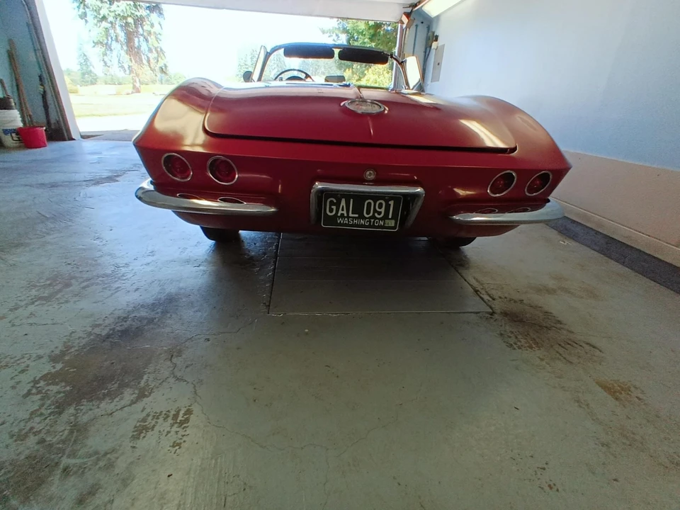 1961 Chevrolet Corvette C1 - Image 12 of 31