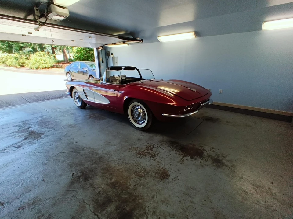 1961 Chevrolet Corvette C1 - Image 14 of 31