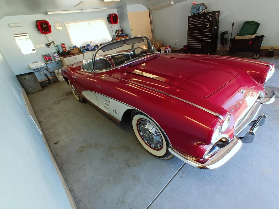1961 Chevrolet Corvette C1 - Image 7 of 31