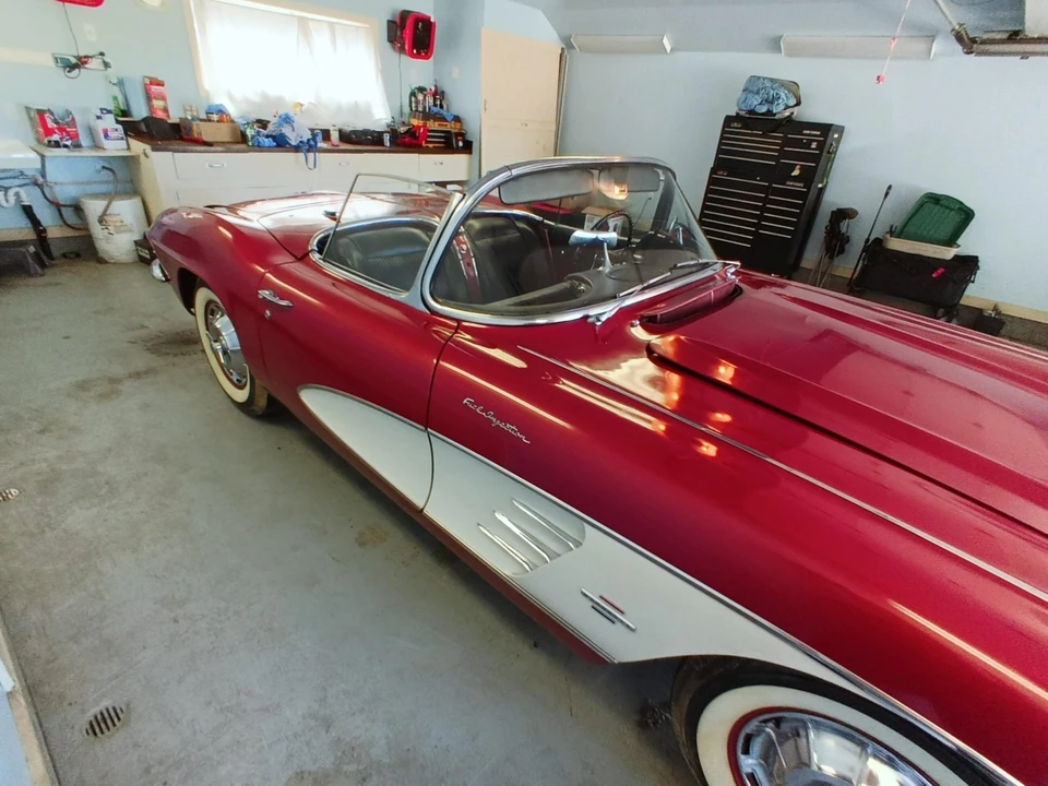 1961 Chevrolet Corvette C1 - Image 29 of 31