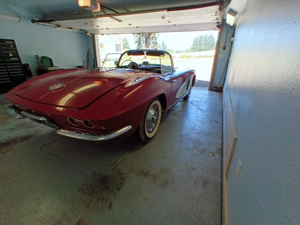 1961 Chevrolet Corvette C1 - Image 8 of 31