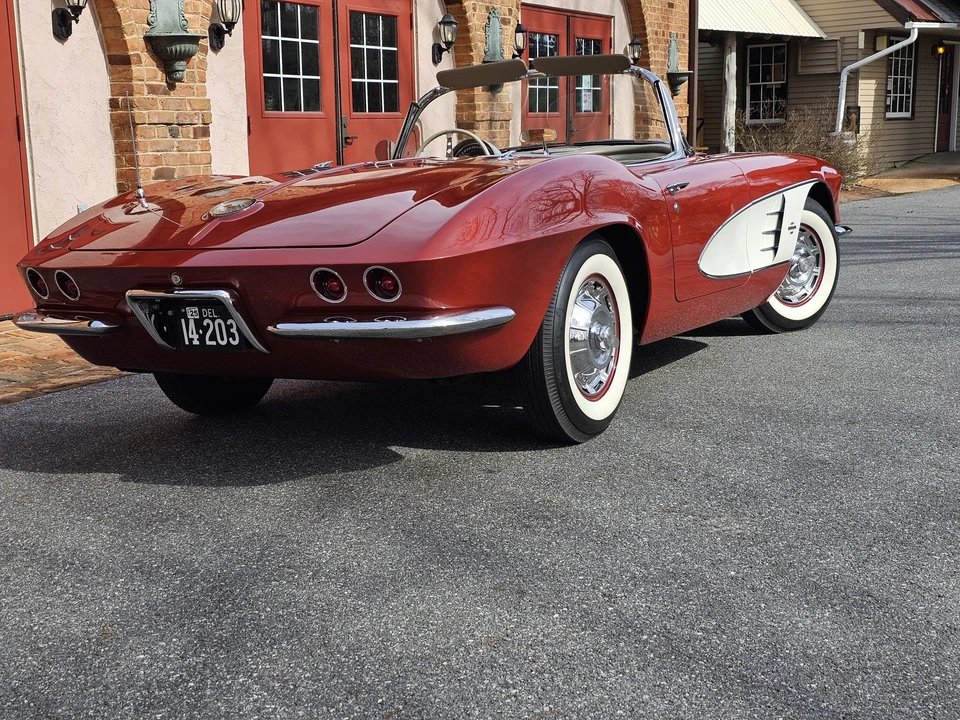 1961 Chevrolet Corvette C1 - Image 18 of 31