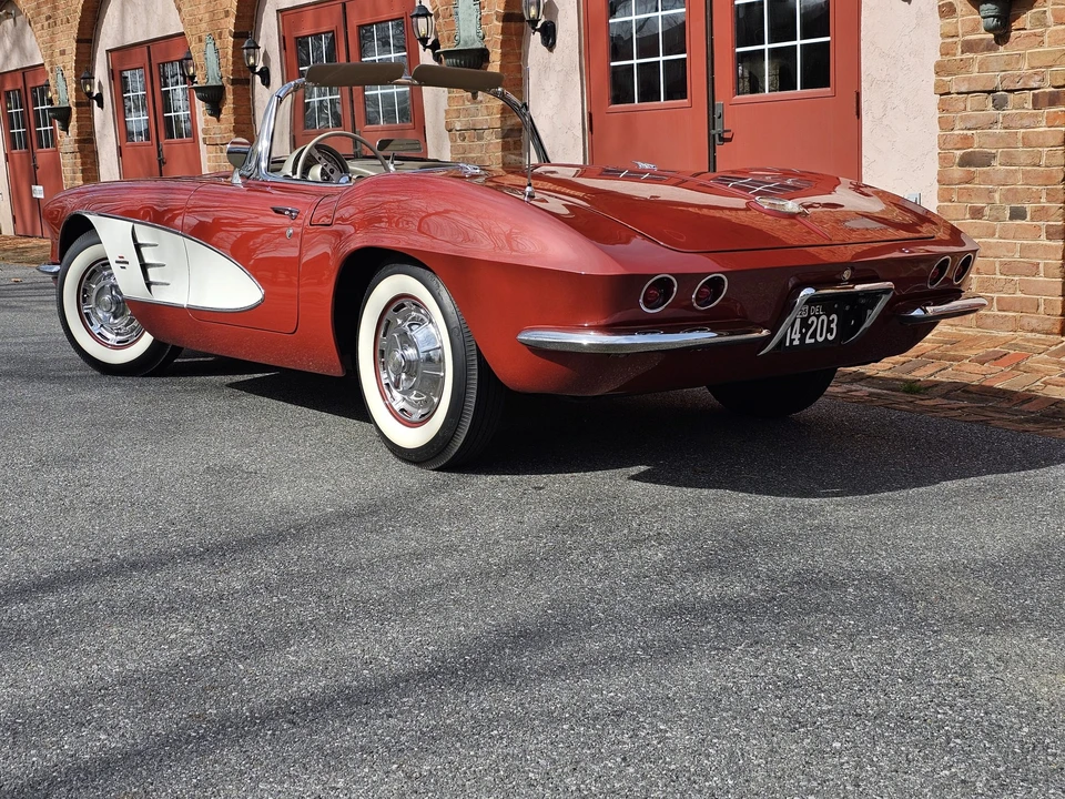 1961 Chevrolet Corvette C1 - Image 29 of 31
