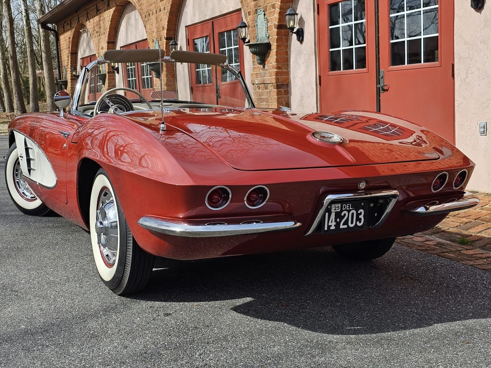 1961 Chevrolet Corvette C1 - Image 24 of 31