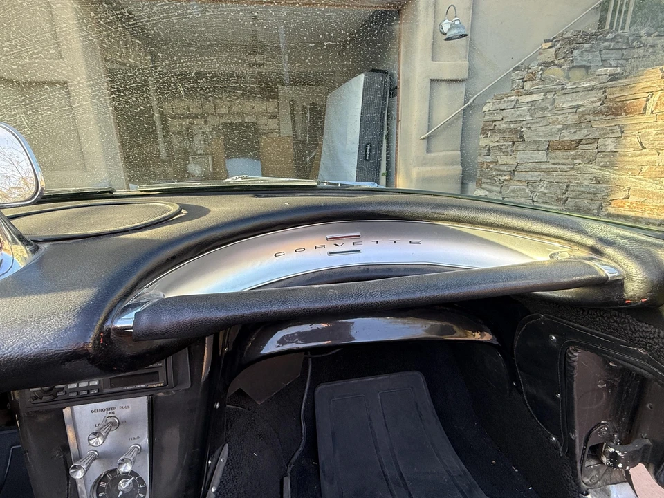 1961 Chevrolet Corvette C1 - Image 29 of 31