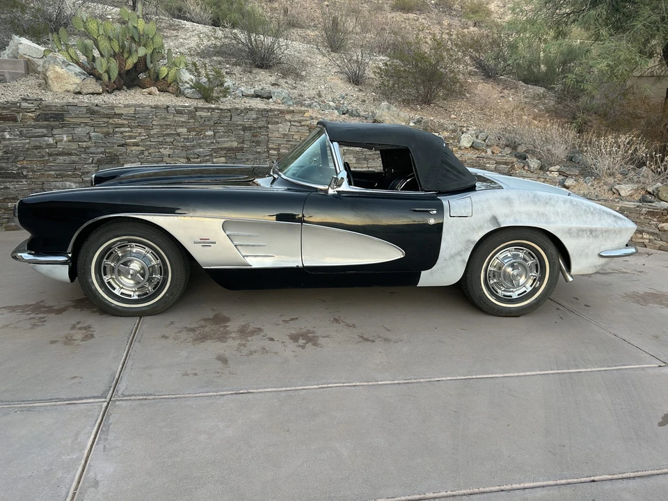 1961 Chevrolet Corvette C1 - Image 11 of 31