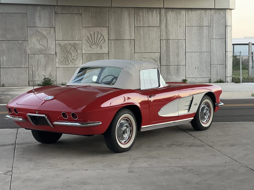 1961 Chevrolet Corvette C1 - Image 11 of 31