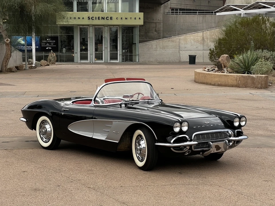 1961 Chevrolet Corvette C1 - Image 13 of 31