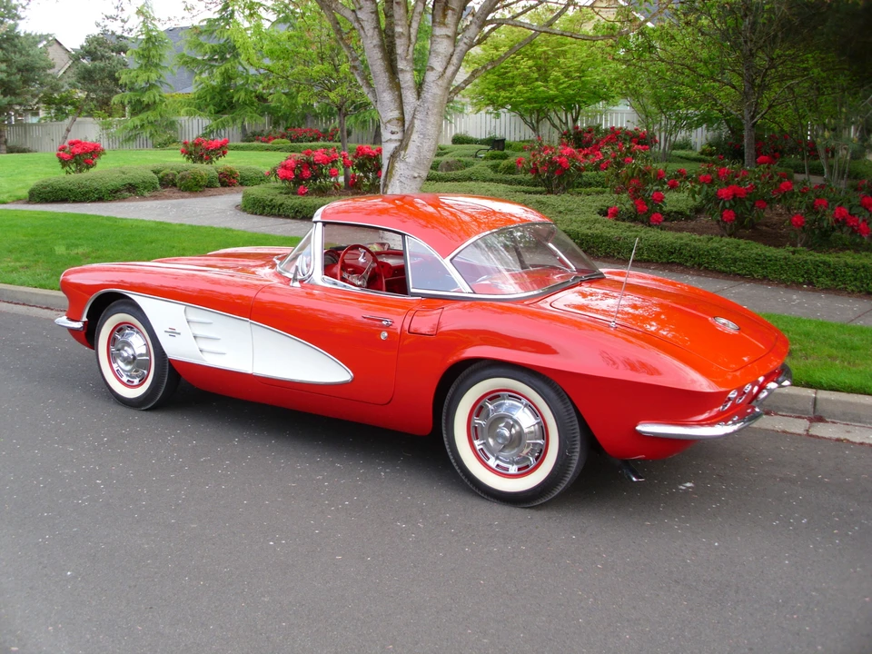 1961 Chevrolet Corvette C1 - Image 5 of 31
