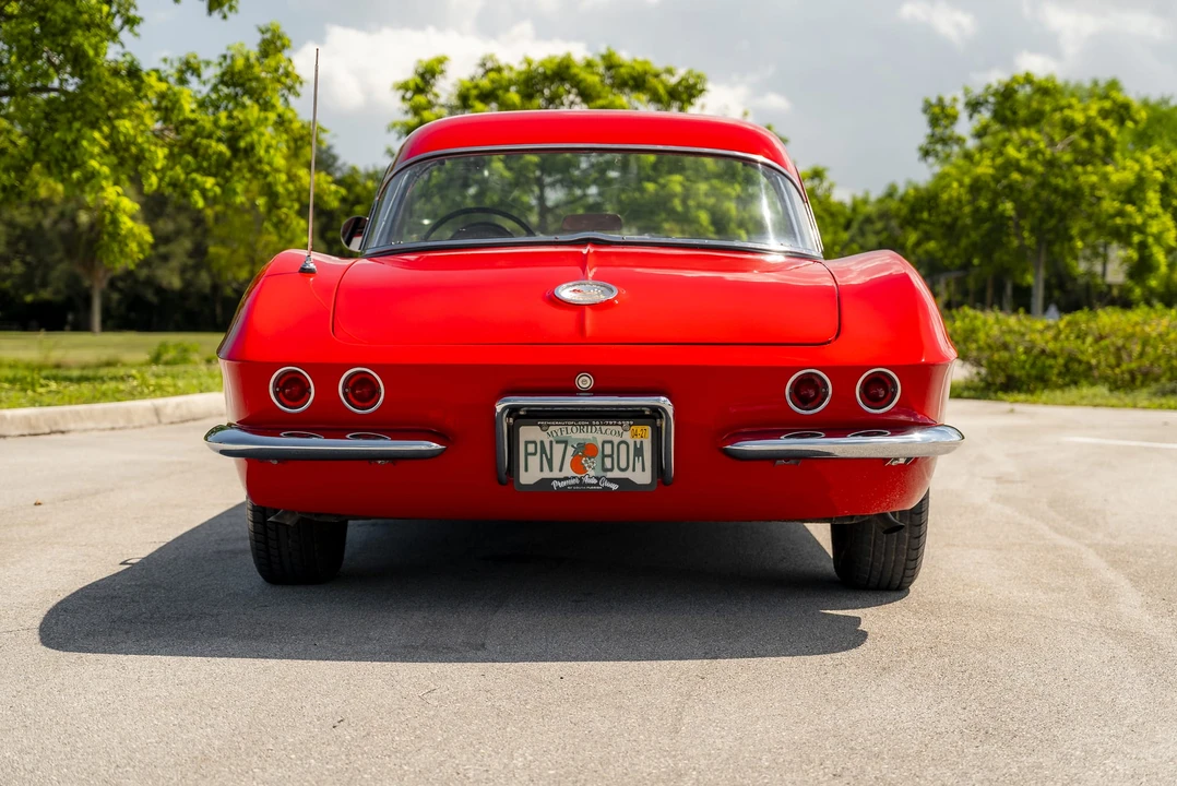 1961 Chevrolet Corvette C1 - Image 10 of 31