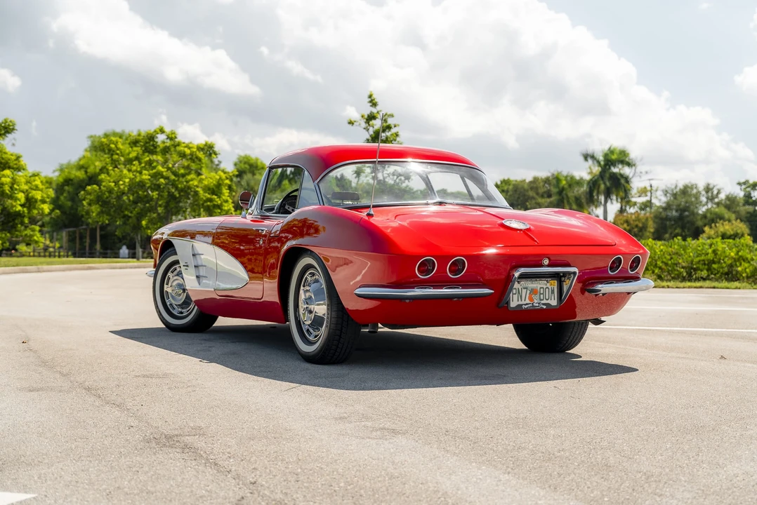 1961 Chevrolet Corvette C1 - Image 11 of 31