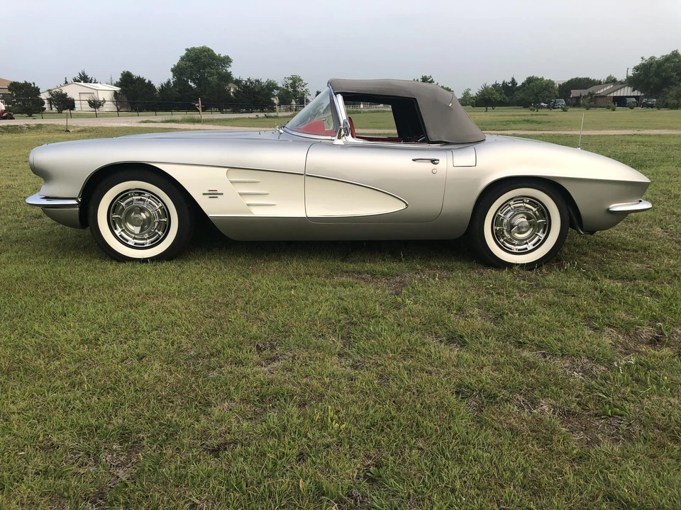 1961 Chevrolet Corvette C1 - Image 6 of 31