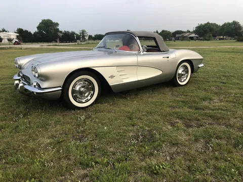 1961 Chevrolet Corvette C1 - Image 3 of 31