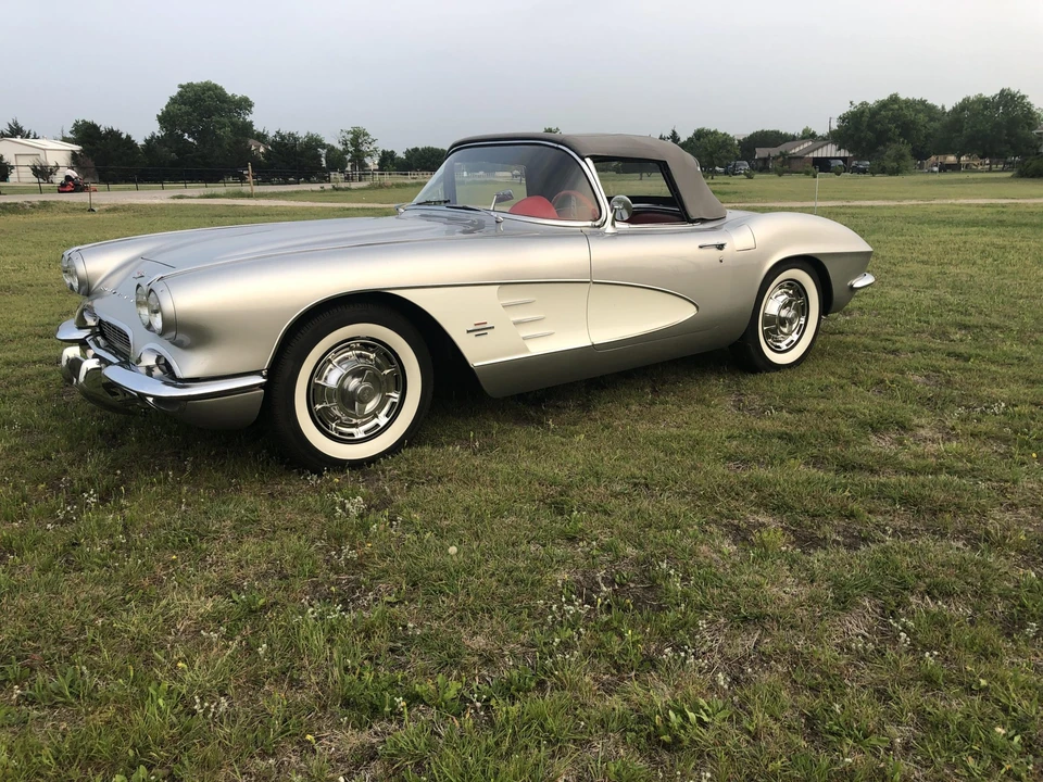 1961 Chevrolet Corvette C1 - Image 4 of 31