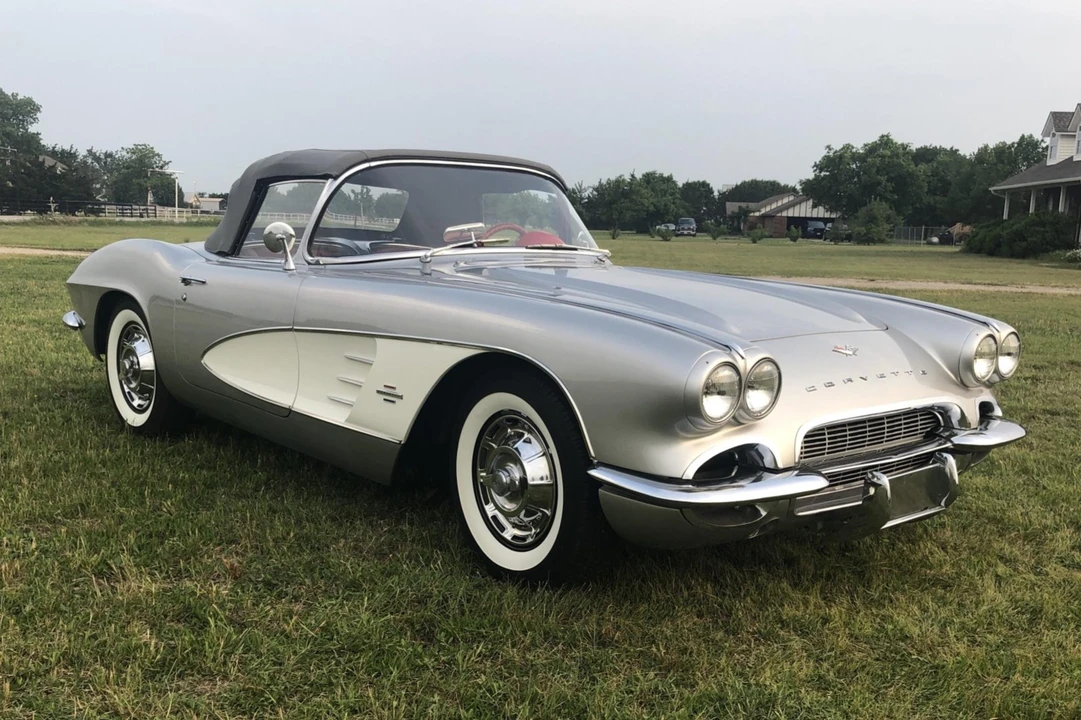 1961 Chevrolet Corvette C1 - Image 1 of 31