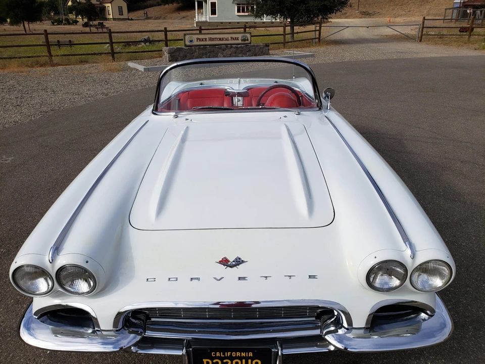 1961 Chevrolet Corvette C1 - Image 4 of 31