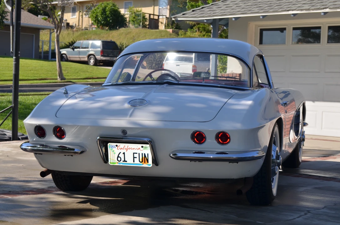 1961 Chevrolet Corvette C1 - Image 15 of 31
