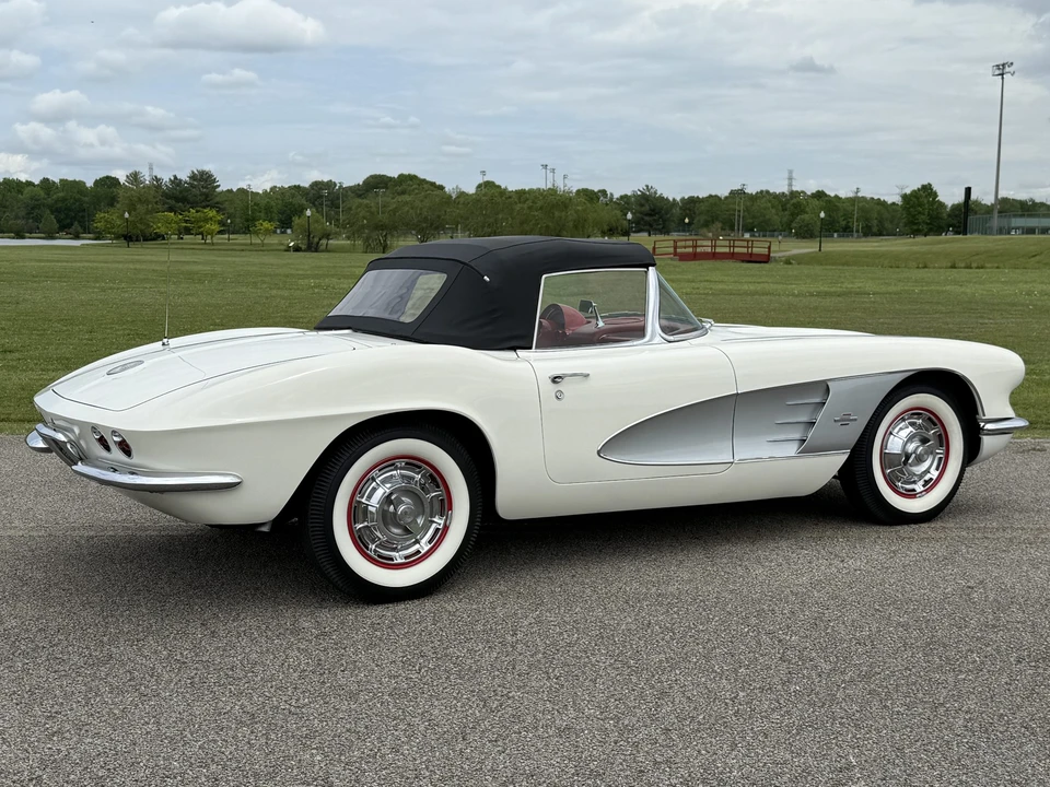 1961 Chevrolet Corvette C1 - Image 20 of 31