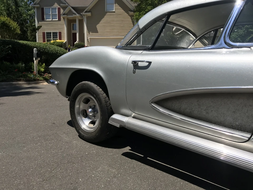1961 Chevrolet Corvette C1 - Image 16 of 31