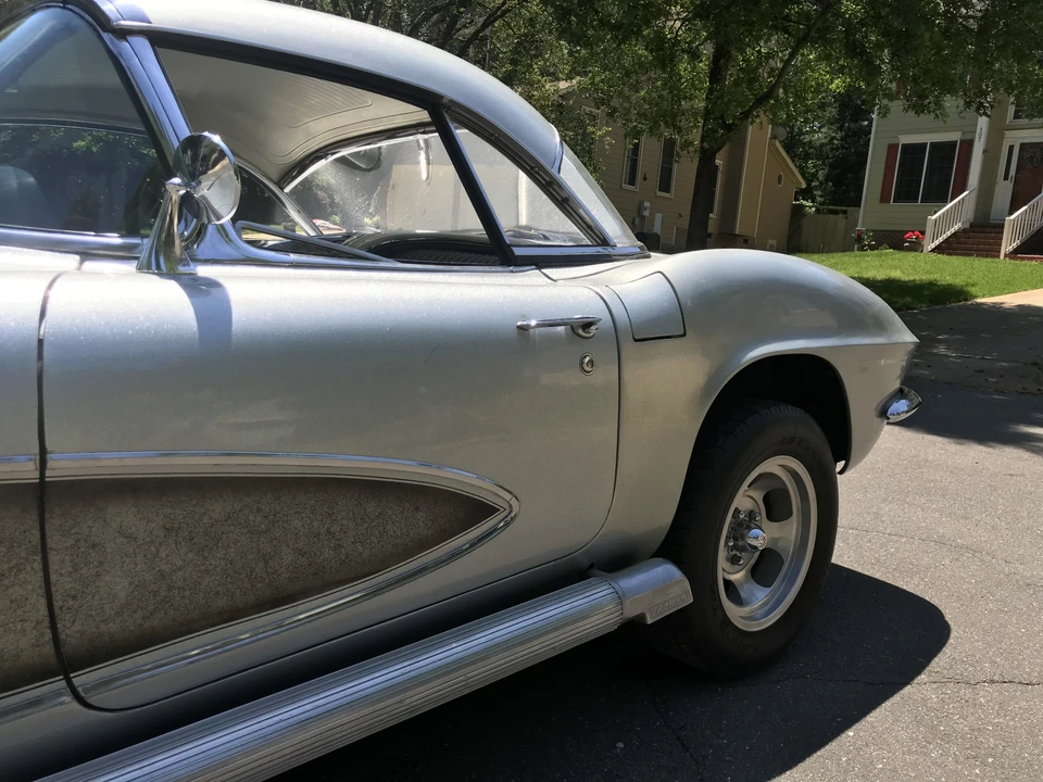 1961 Chevrolet Corvette C1 - Image 17 of 31