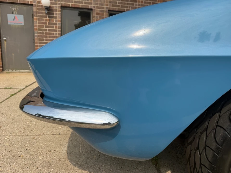 1961 Chevrolet Corvette C1 - Image 17 of 31
