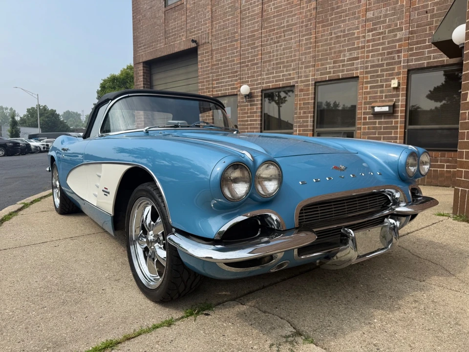 1961 Chevrolet Corvette C1 - Image 10 of 31