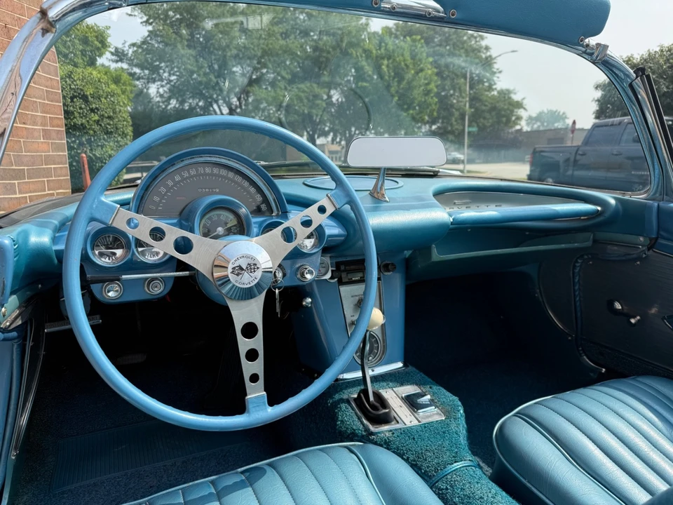 1961 Chevrolet Corvette C1 - Image 28 of 31