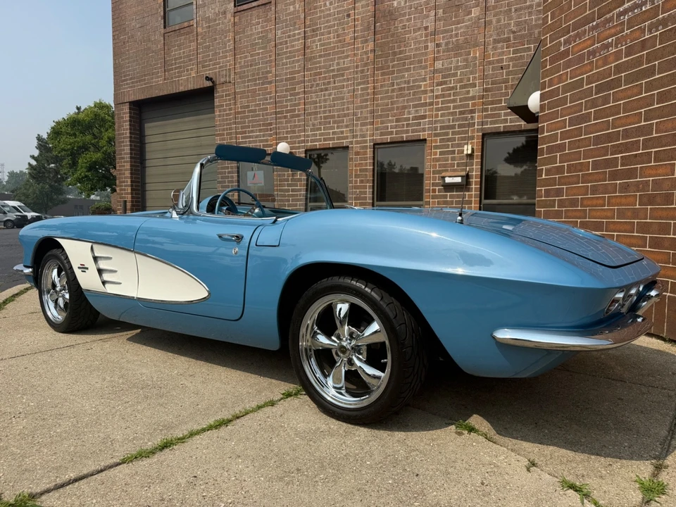 1961 Chevrolet Corvette C1 - Image 6 of 31