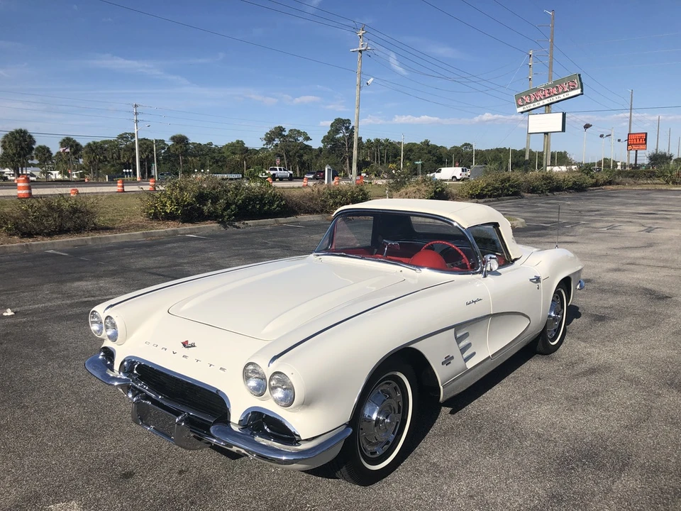 1961 Chevrolet Corvette C1 - Image 3 of 31