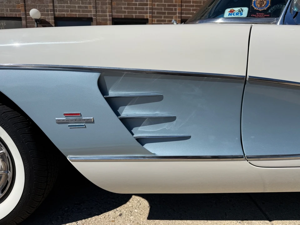 1961 Chevrolet Corvette C1 - Image 5 of 21