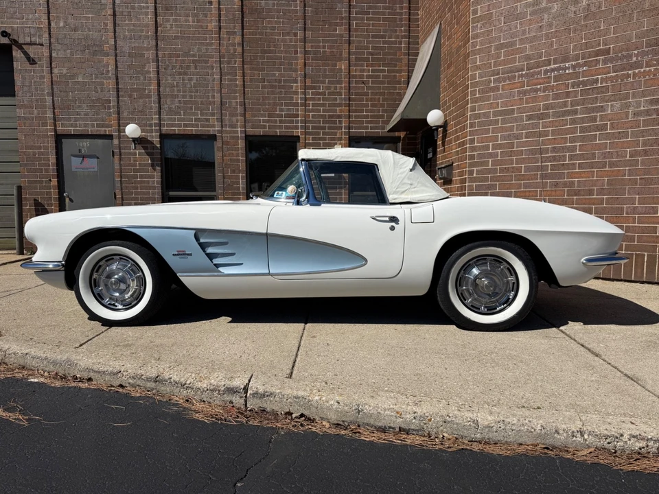 1961 Chevrolet Corvette C1 - Image 4 of 21