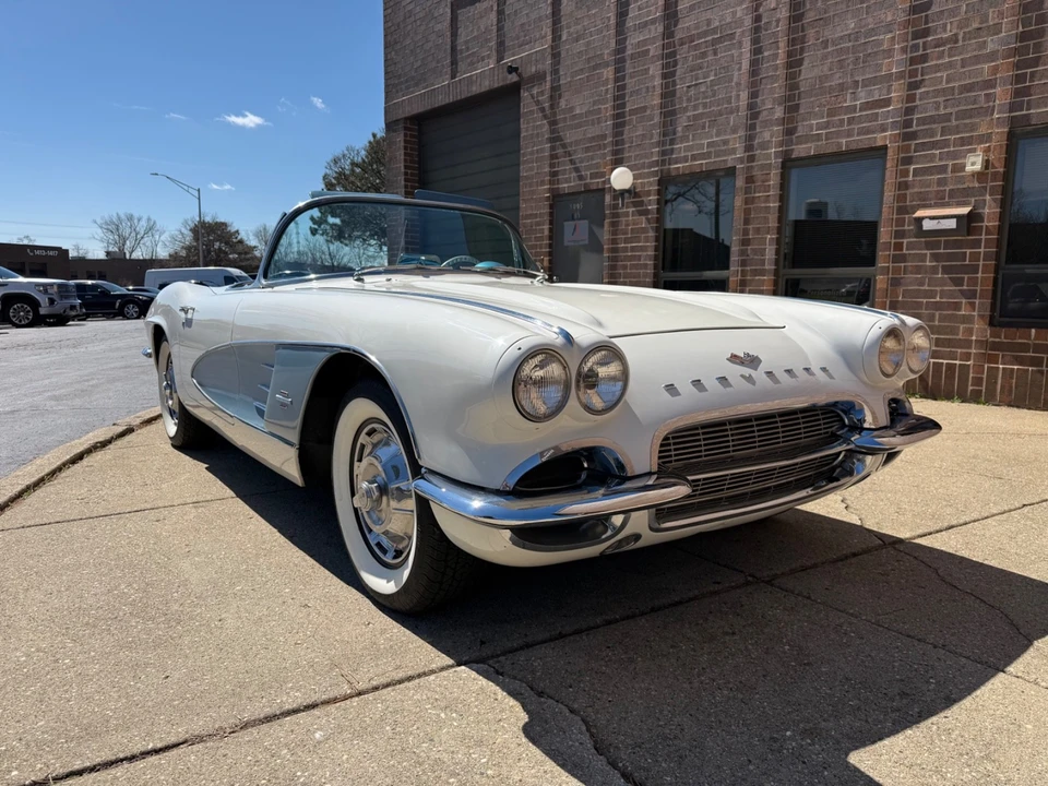 1961 Chevrolet Corvette C1 - Image 11 of 21