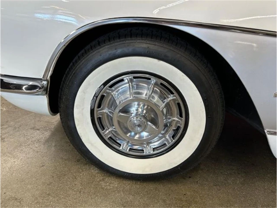 1961 Chevrolet Corvette C1 - Image 11 of 26