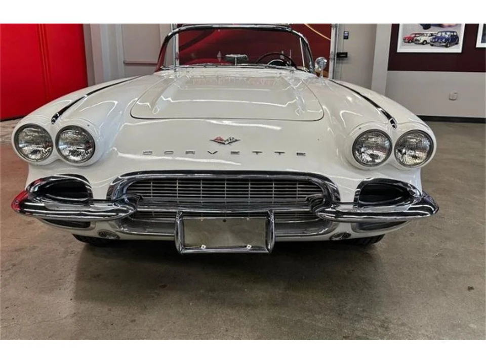 1961 Chevrolet Corvette C1 - Image 2 of 26
