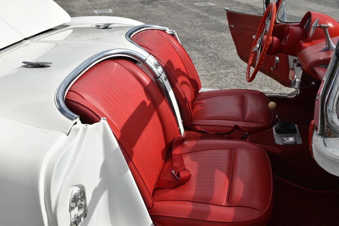 1961 Chevrolet Corvette C1 - Image 12 of 16