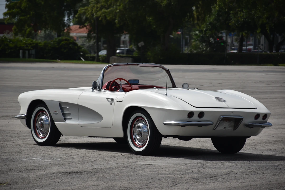 1961 Chevrolet Corvette C1 - Image 3 of 16