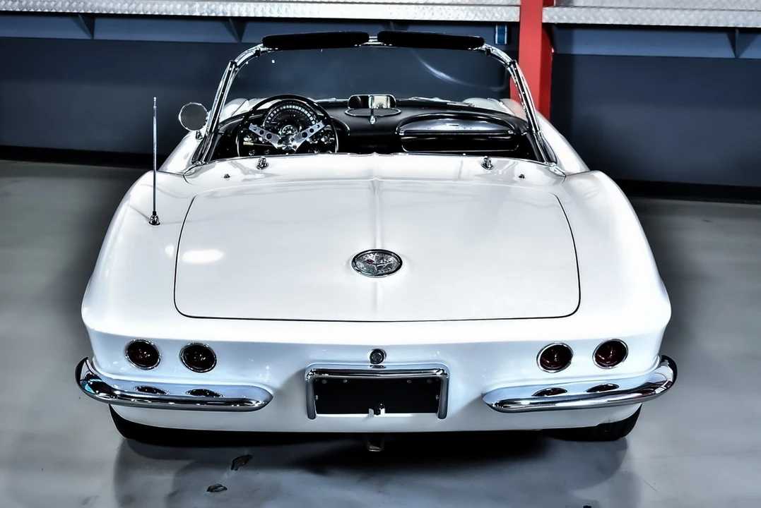 1961 Chevrolet Corvette C1 - Image 29 of 30