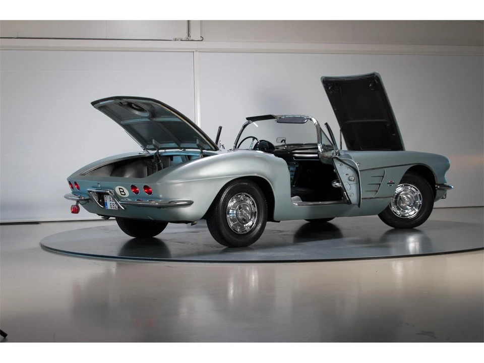 1961 Chevrolet Corvette C1 - Image 3 of 31