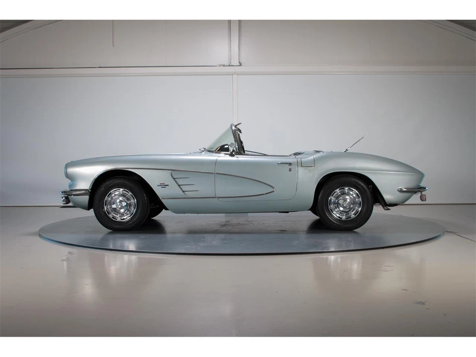 1961 Chevrolet Corvette C1 - Image 6 of 31