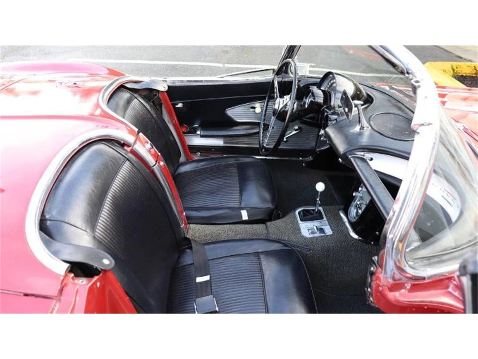 1961 Chevrolet Corvette C1 - Image 14 of 21