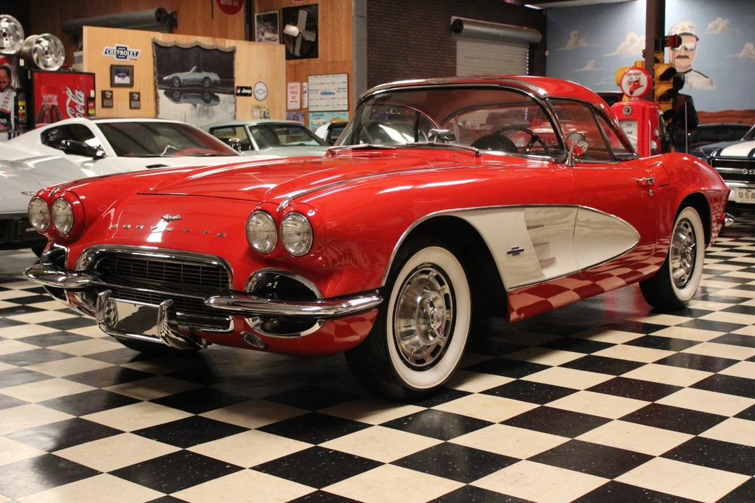 1961 Chevrolet Corvette C1 - Image 12 of 21