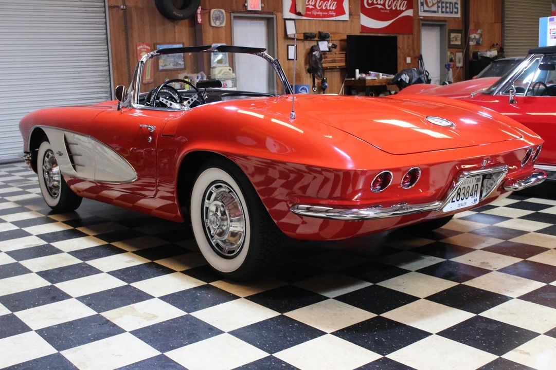 1961 Chevrolet Corvette C1 - Image 4 of 21