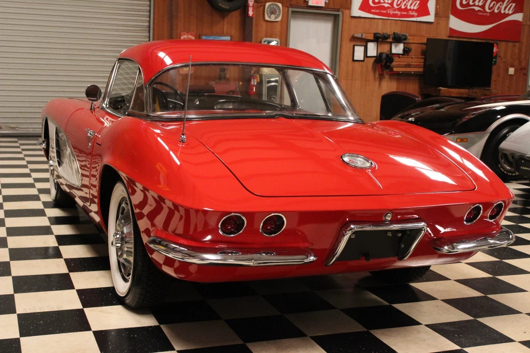 1961 Chevrolet Corvette C1 - Image 13 of 21
