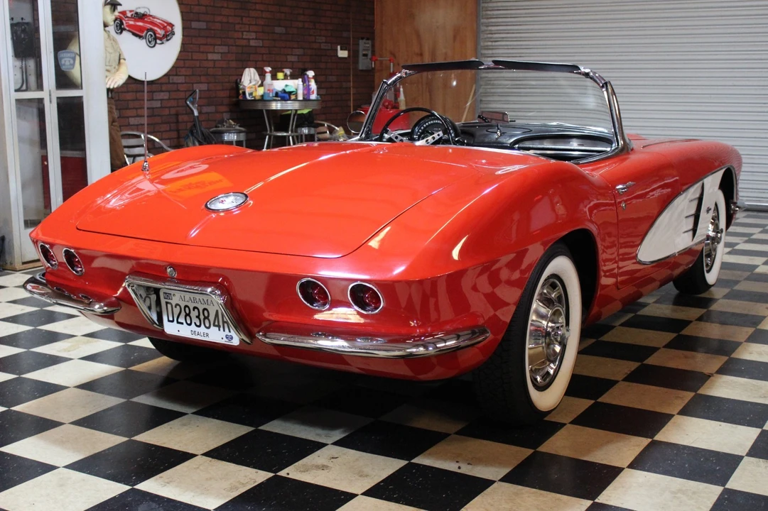 1961 Chevrolet Corvette C1 - Image 6 of 21