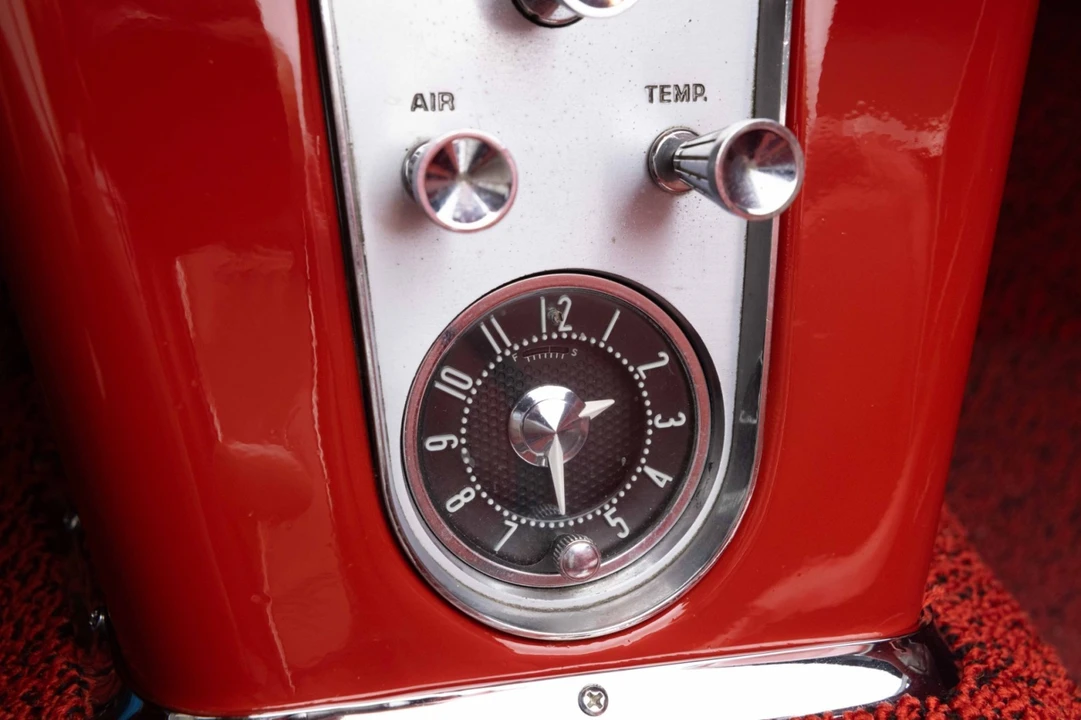 1961 Chevrolet Corvette C1 - Image 28 of 31
