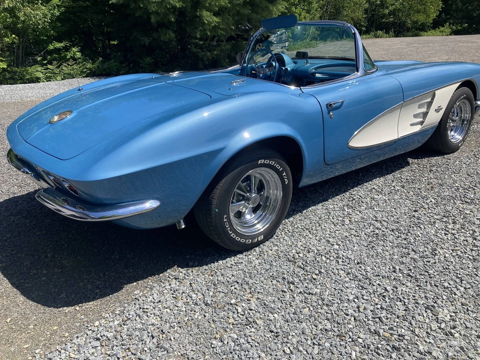 1961 Chevrolet Corvette C1 - Image 3 of 21