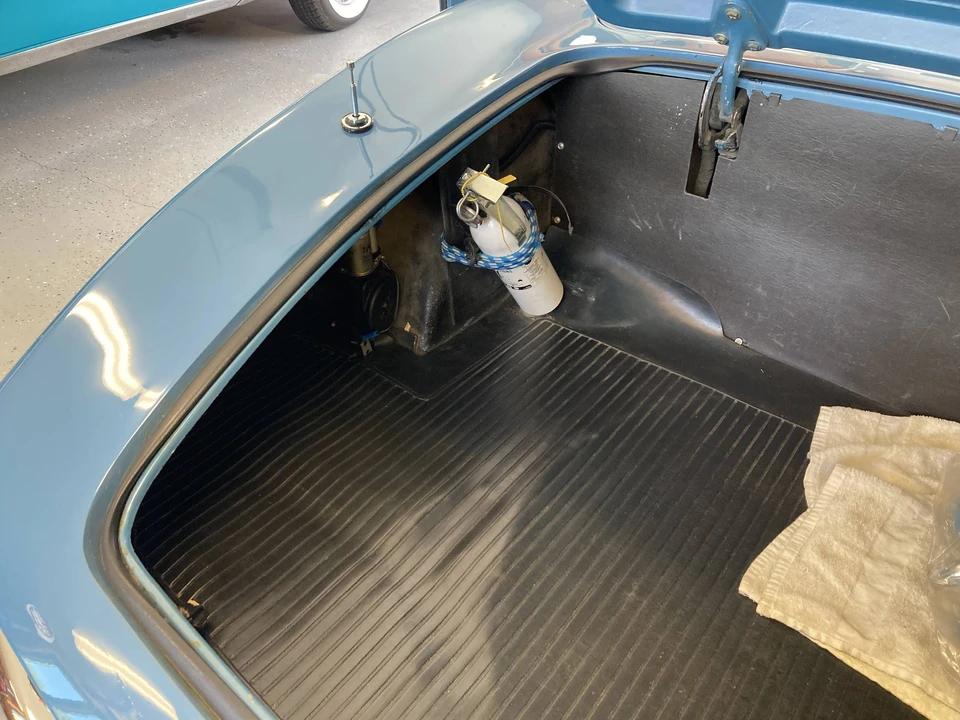 1961 Chevrolet Corvette C1 - Image 15 of 21